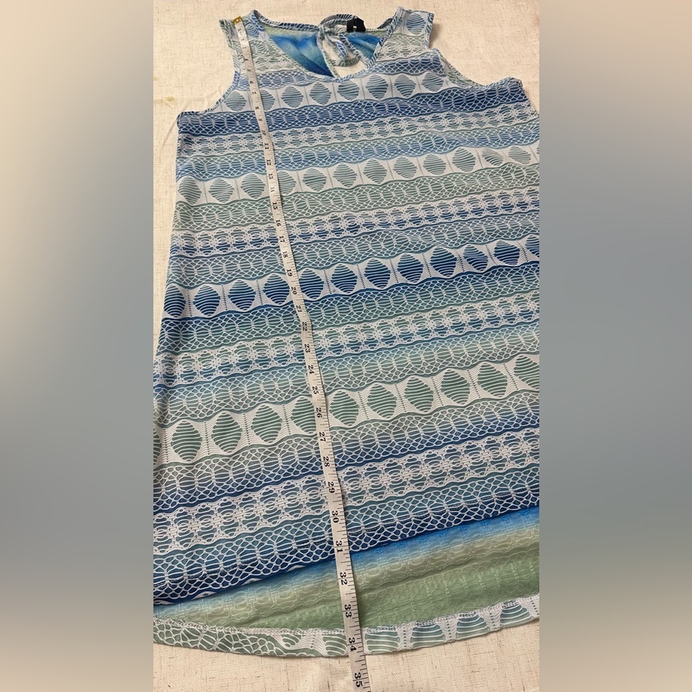 Blue Swim Coverup with Elegant Design🌴☀️ - Picture 4 of 12